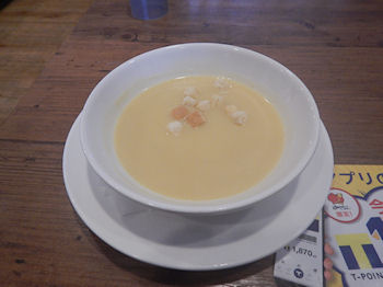 �K�X�g �Ƃ����낱���̃|�^�[�W��