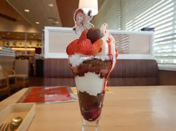 �K�X�g �A�[�j���Ƌ@��������`���R���[�g�̂������V���R���p�t�F