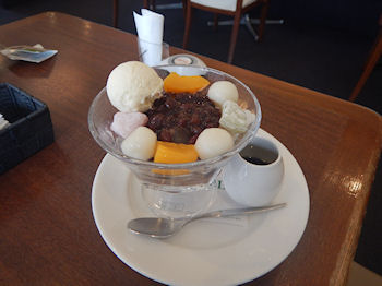 ���C�����z�X�g �\���������N���[������݂�