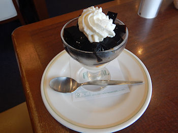 ���C�����z�X�g �ق�ɂ��J�t�F�[���[