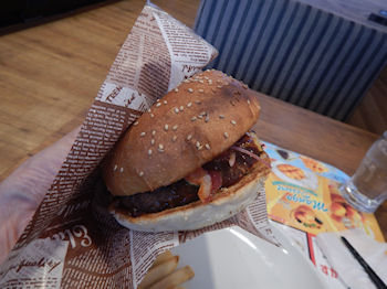 �K�X�g�o�[�K�[