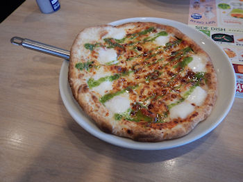 �K�X�g �}���Q���[�^�s�U