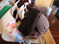 �K�X�g �~�j�f�U�[�g �}���S�[�N���[�����u���E�j�[