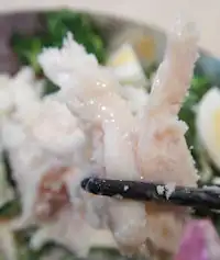 ガスト 蒸し鶏とケールのサラダ