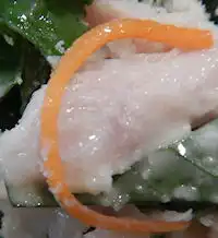 ガスト 蒸し鶏とケールのサラダ