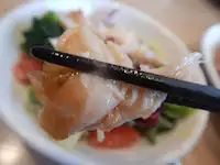 ガスト 蒸し鶏とケールのサラダ