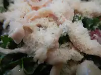 ガスト 蒸し鶏とケールのサラダ