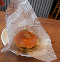 �K�X�g ���J���r�Ă��o�[�K�[